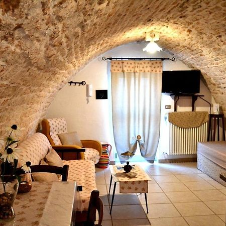 Converse Fra I Trulli Альберобелло Екстер'єр фото